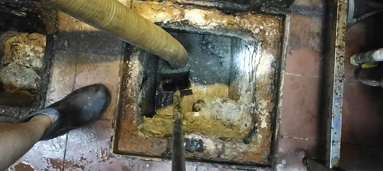 札达污水池清理一般都有毒气，怎么预防中毒呢？